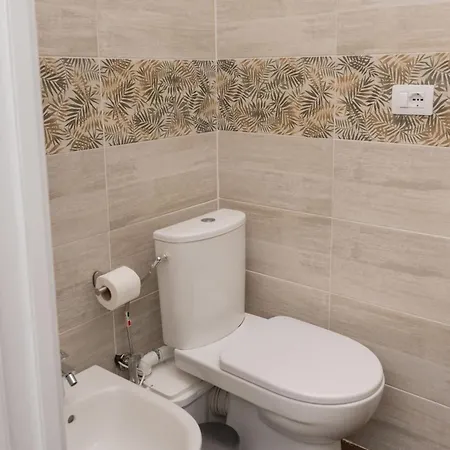 Bed & Breakfast Palazzo Fischetti 4*