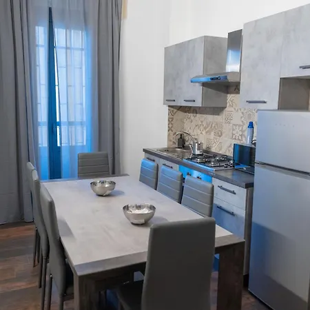 Bed & Breakfast Palazzo Fischetti 4*